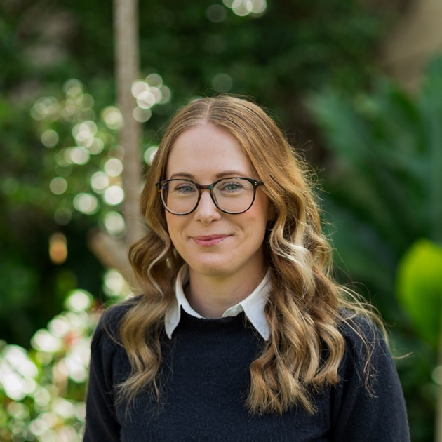 Headshot of Dr. Anna Pryor