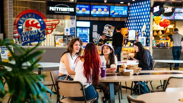 Students eating in Student Hub