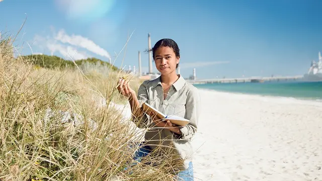Murdoch University environmental science student at beach