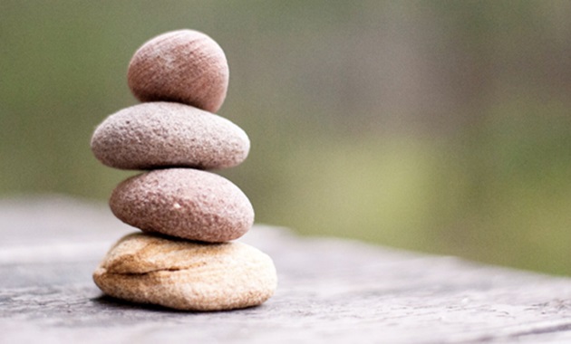 Pebbles stacked one on top of each other