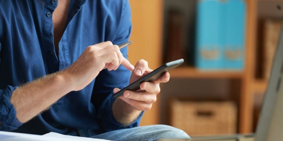man texting