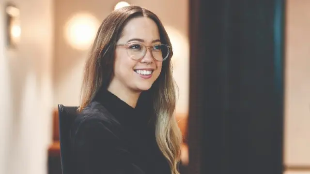 Business woman in office.