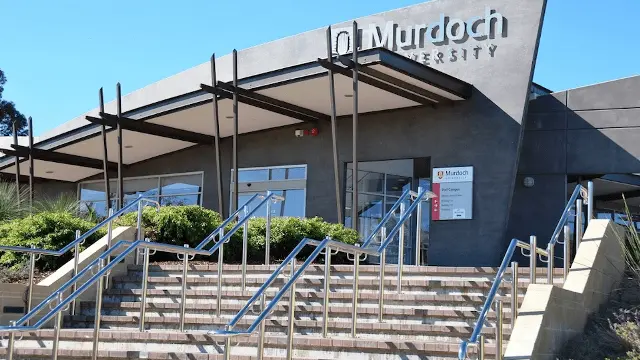 exterior mandurah campus murdoch