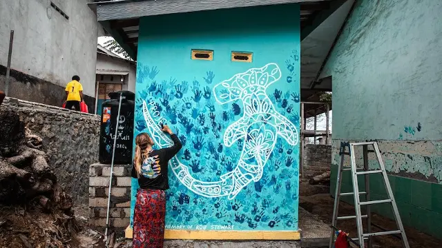 Naomi Sharp - Project Hiu