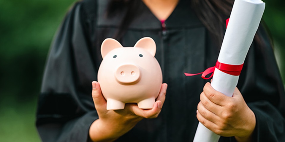 scholarships piggy bank