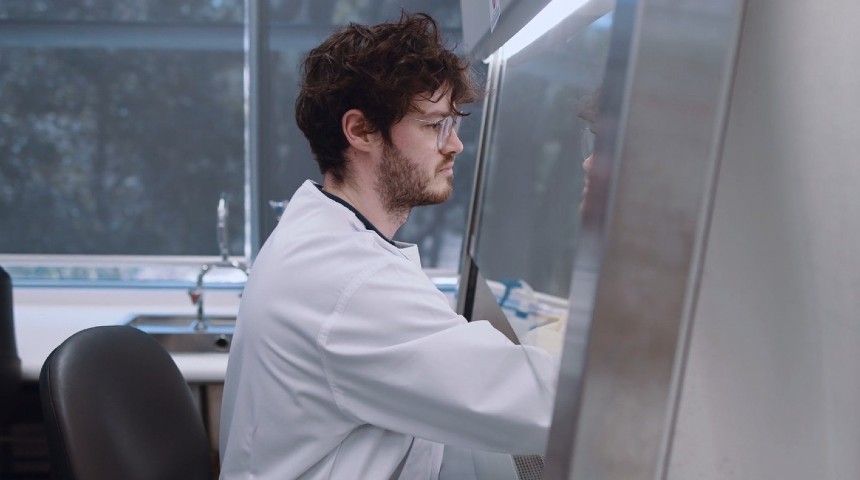 Dr Yuval Gurfinkel_1 Dr Yuval Gurfinkel working in the Personalised Medicine Centre lab at Murdoch University