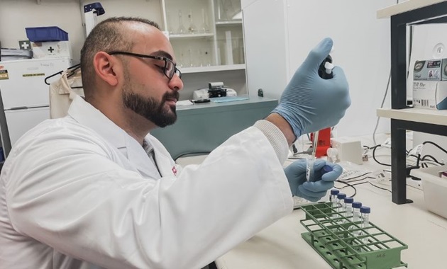Joseph Boctor in the lab.