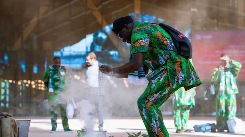 A traditional Smoking Ceremony, conducted by Alton Walley, welcomed the Nigerian delegation to Murdoch University