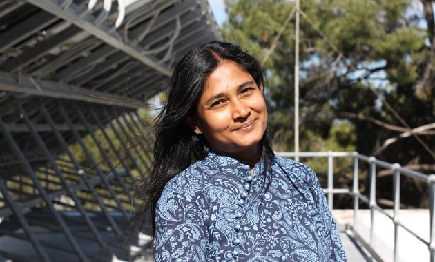 Headshot of Professor Tania Urmee