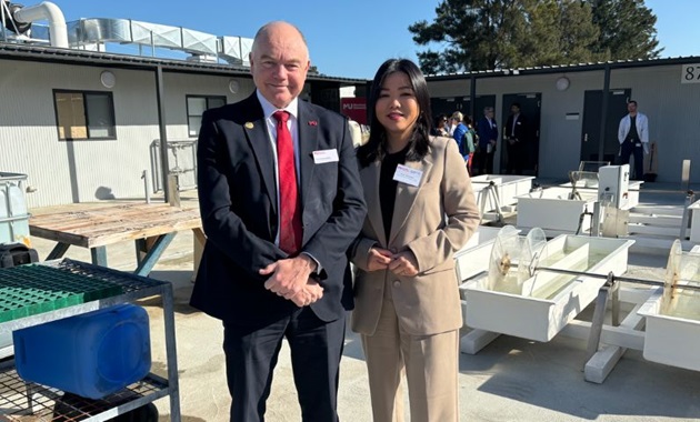 Vice Chancellor Professor Andrew Deeks with Member for Bibra Lake Ms Sook Yee Lai MLA