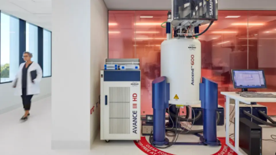 magnetic resonance machine