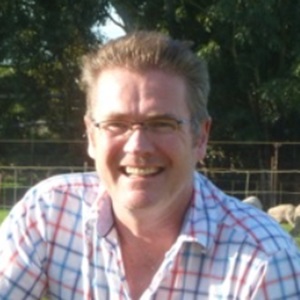 Associate Professor Andrew Thompson