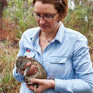 Dr Kate Bryant