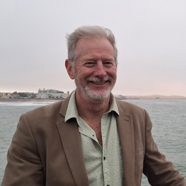 Angus McFarlane