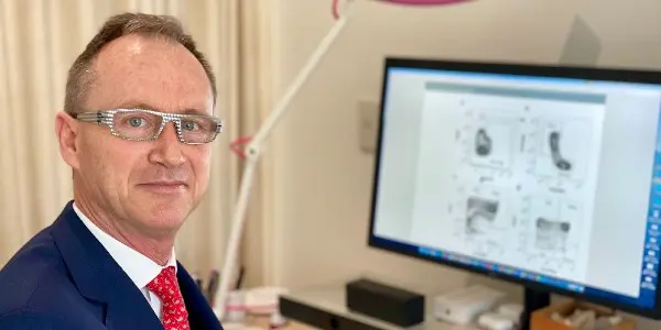 Professor Kermode in lab