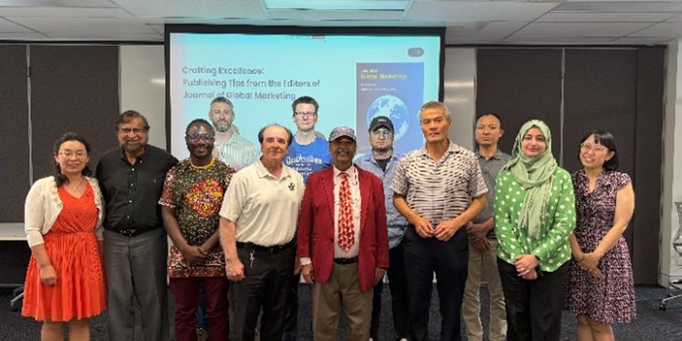 Pictured: Ella Xu, Arif Sikander, Kwadjo, Pieter Van, Hugo Van, Dom Gasbarro, Dr Manrai, Xiaowen Tian, Kanwal Nasim & Cheryl Leo