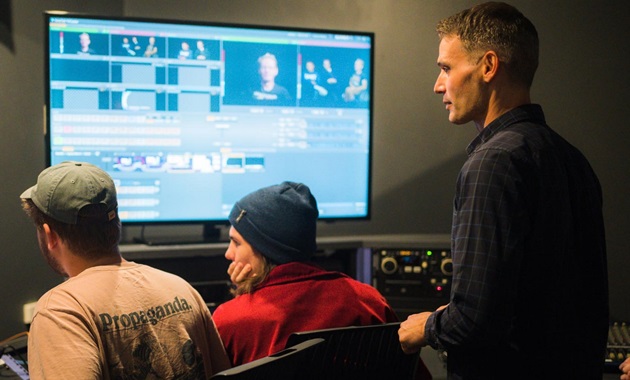 Sound students working in a studio at Murdoch University