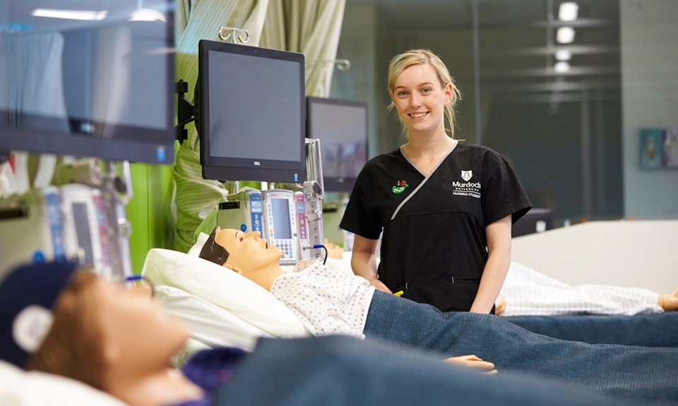 nursing student in simulation lab