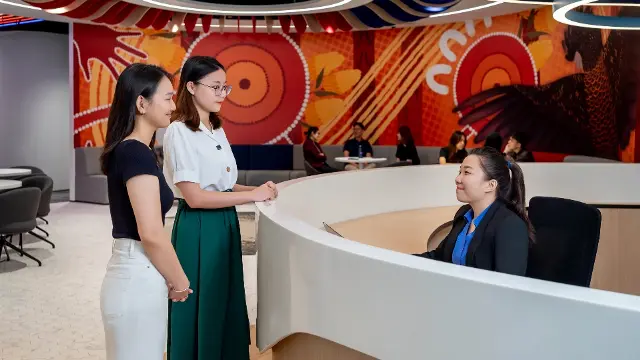 Reception Area - Odeon 333